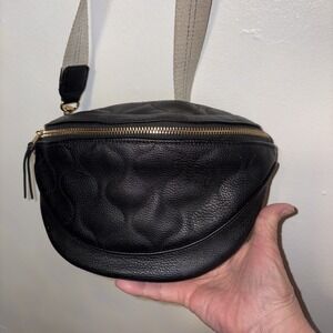 Universal Thread Black Quilted Belt Bag Fanny Pack Gold Hardware